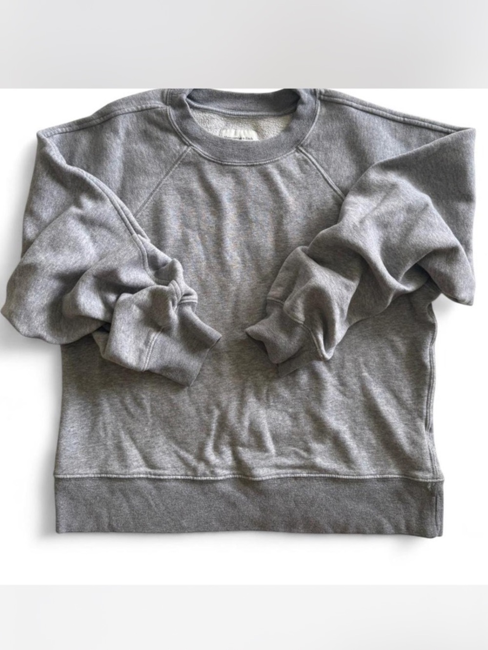 Abercrombie & Fitch Gray Women’s Crewneck Sweatshirt